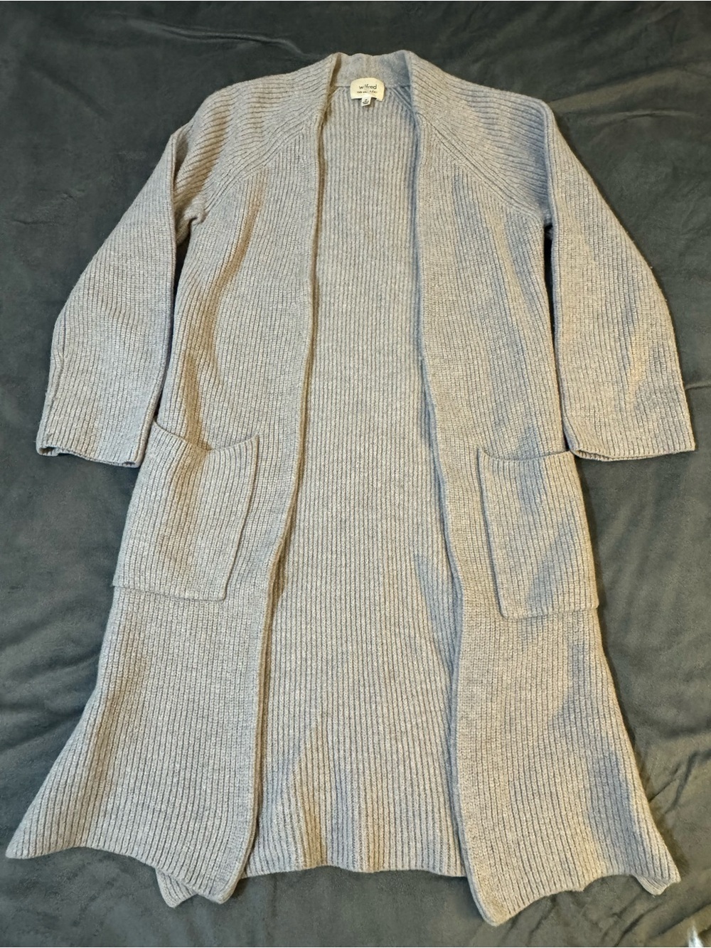 Wilfred 100% Wool Cardigan

#1414